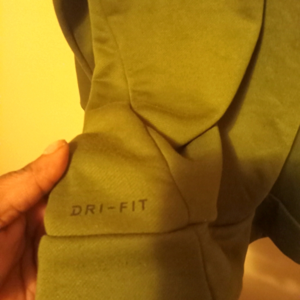 Olive Green Nike 2xL-T